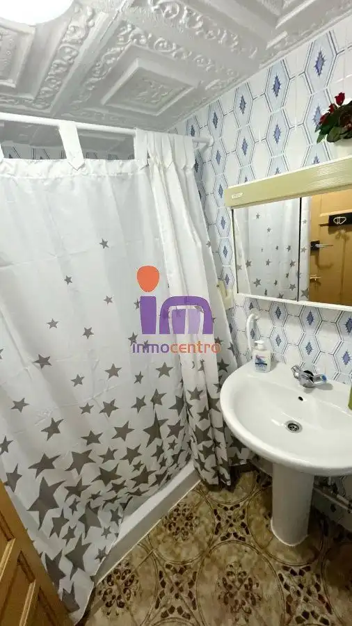 Bany de Casa o xalet en venda en Alcubillas amb Traster