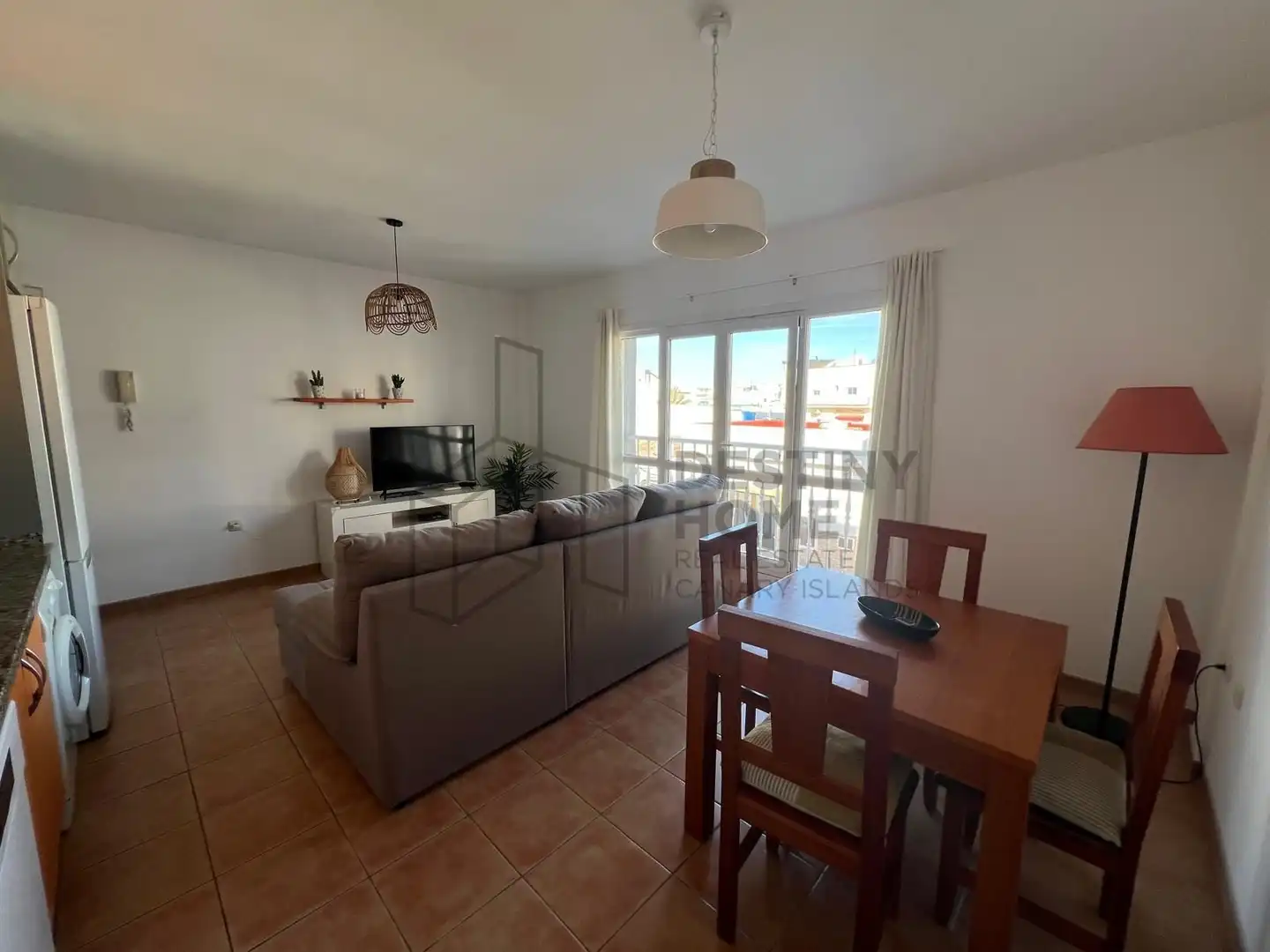 Wohnzimmer von Wohnungen zum Verkauf in La Oliva mit Abstellraum, Möbliert und Gemeinschaftspool