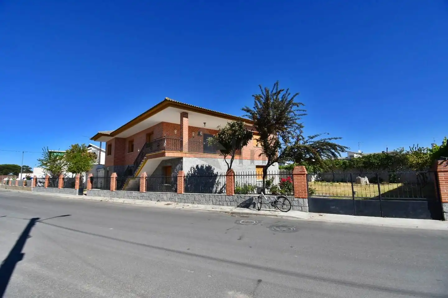 Vista exterior de Casa o xalet en venda en Villaverde de Íscar amb Calefacció i Jardí privat