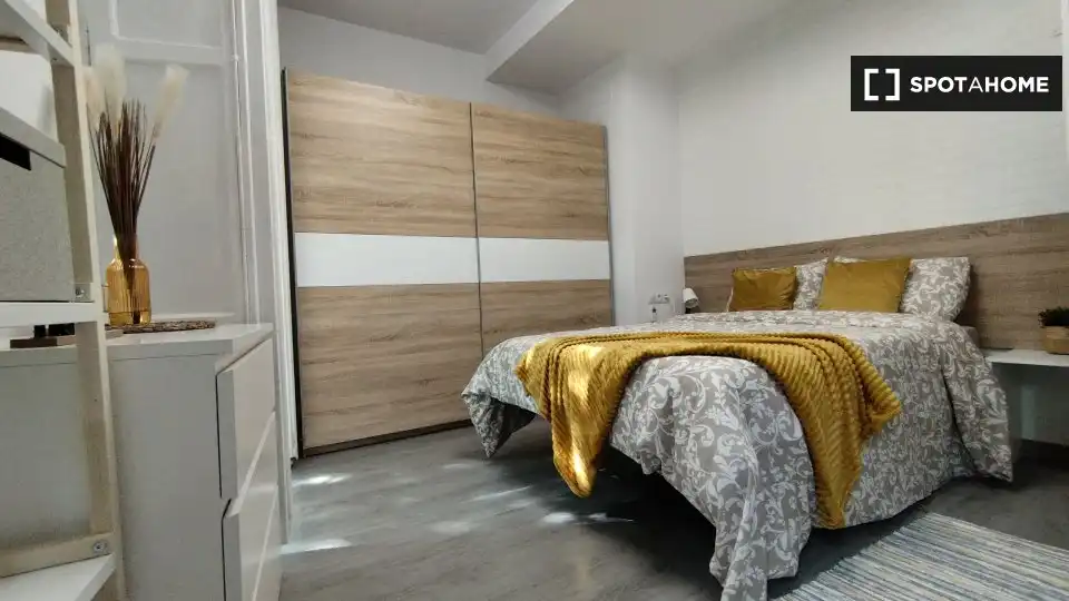Wohnung zur Miete in Pont Vell