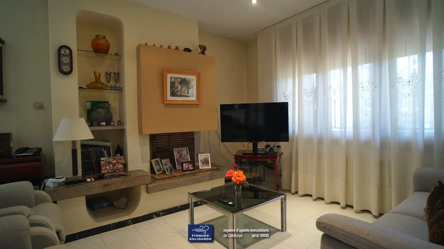 Sala de estar de Casa o chalet en venta en Canovelles con Aire acondicionado, Calefacción y Terraza