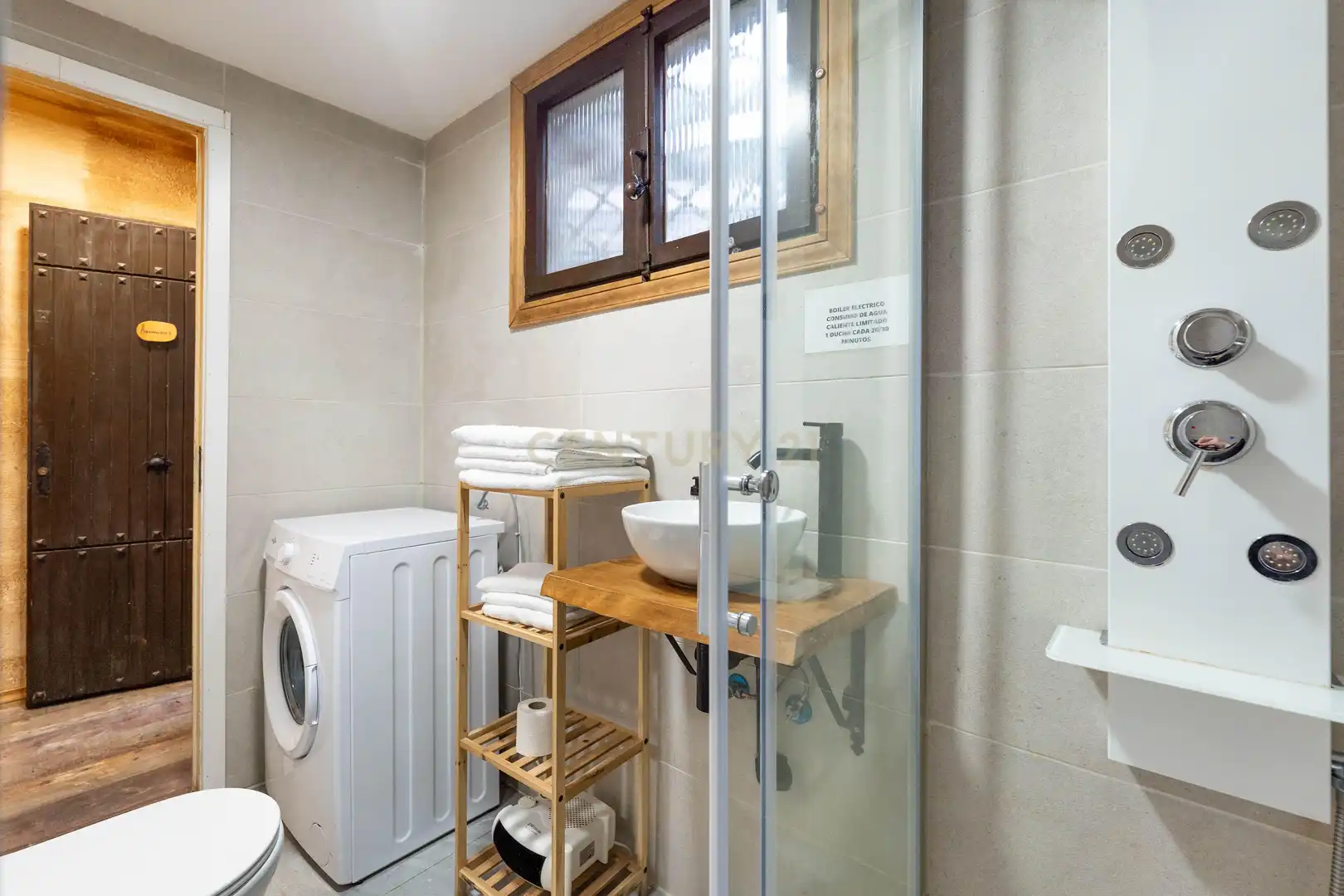 Bathroom of Flat for sale in San Martín de Valdeiglesias  with Air Conditioner, Private garden and Furnished