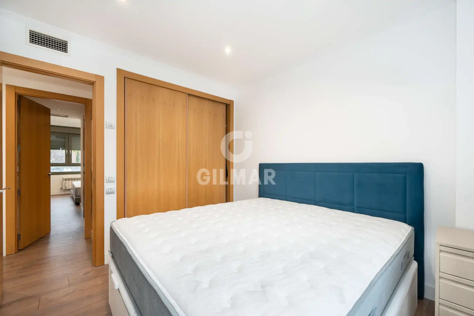 Bedroom of Flat for sale in Madrid  with Heating, Private garden and Storage room