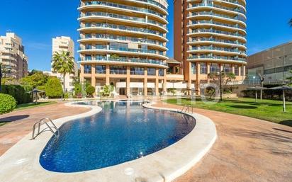 Swimming pool of Flat for sale in Calpe / Calp  with Air Conditioner, Heating and Private garden