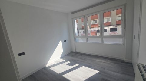 Foto 5 de Piso en venta en Teis, Vigo