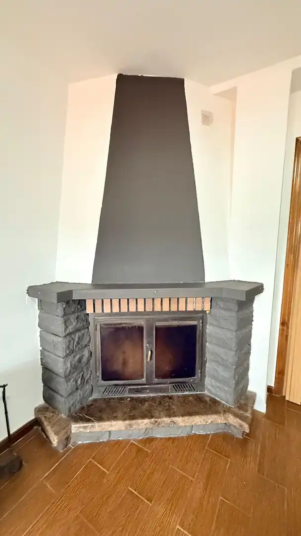 Flat for sale in Fines  with Heating