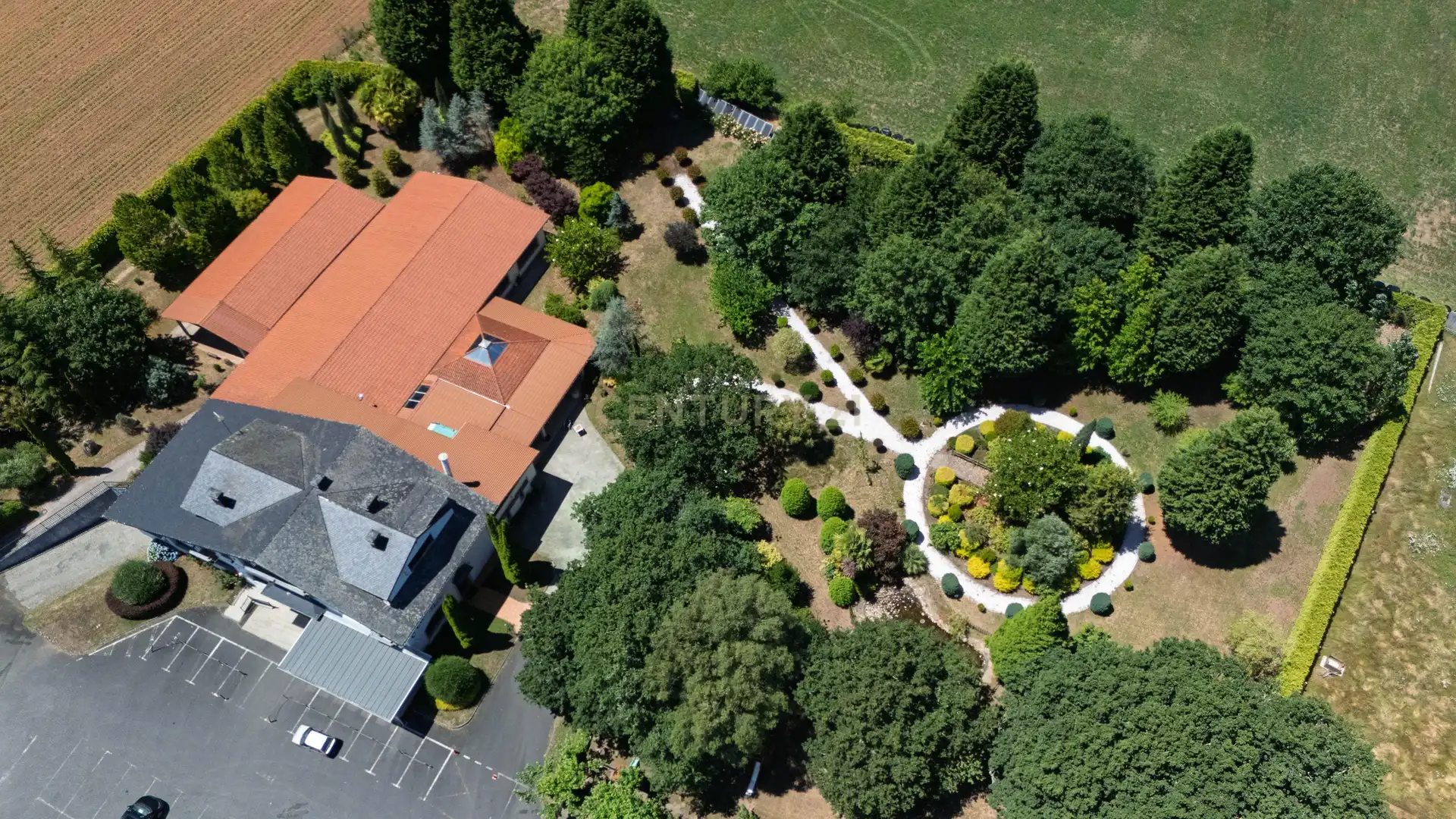 Jardí de Edifici en venda en Frades