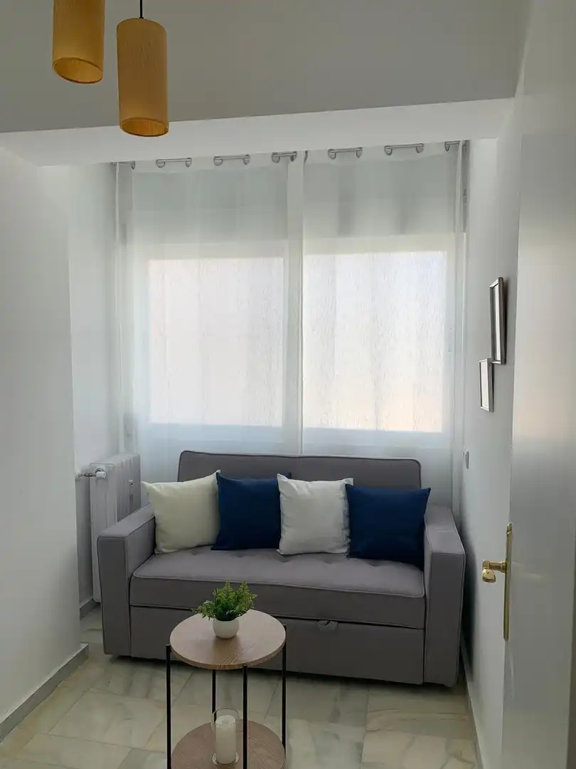 Wohnzimmer von Wohnung zur Miete in Granada mit Heizung