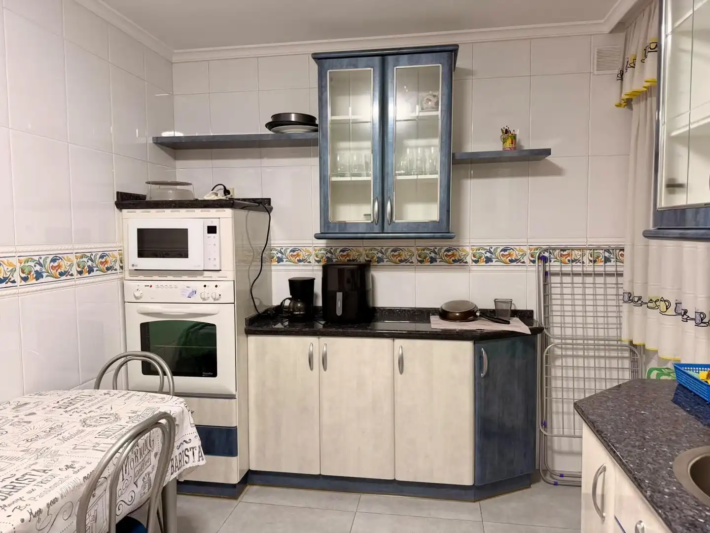 Küche von Wohnung zur untervermieten in Illera