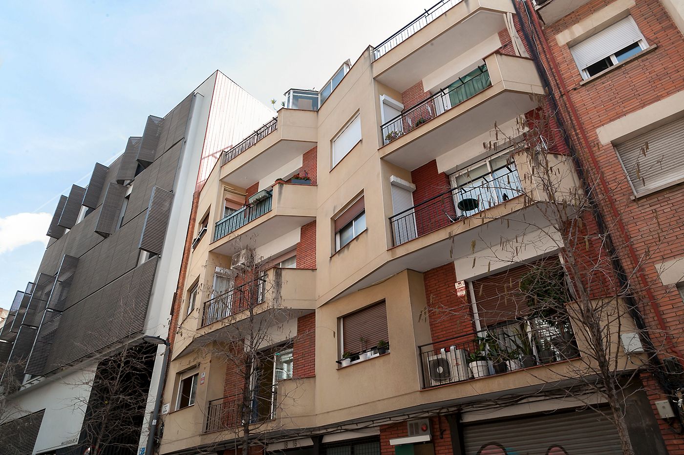 Vista exterior de Piso en venta en  Barcelona Capital con Calefacción y Amueblado