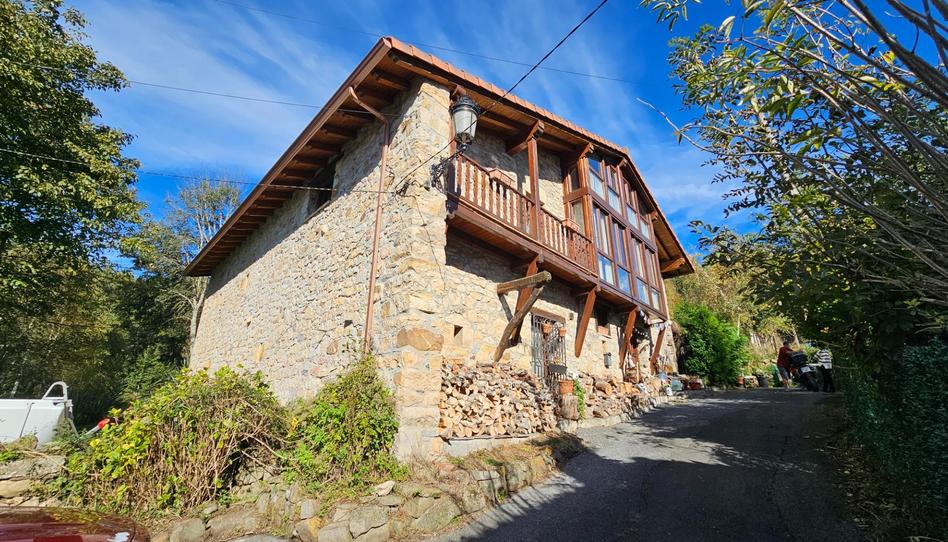 Foto 1 de Casa o xalet en venda a Calle Santa Cruz Auzoa, Artzentales, Bizkaia