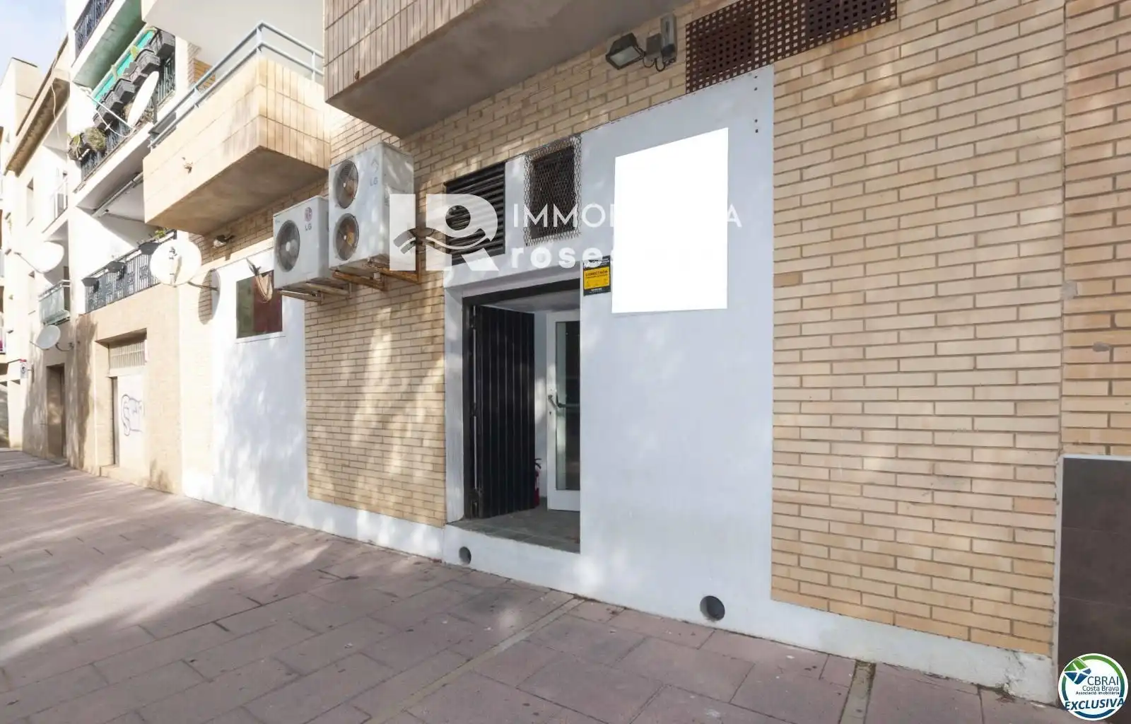 Locale commerciale in vendita a Puig Rom, imagen 4