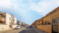 Vista exterior de Pis en venda en San Pedro del Pinatar amb Traster