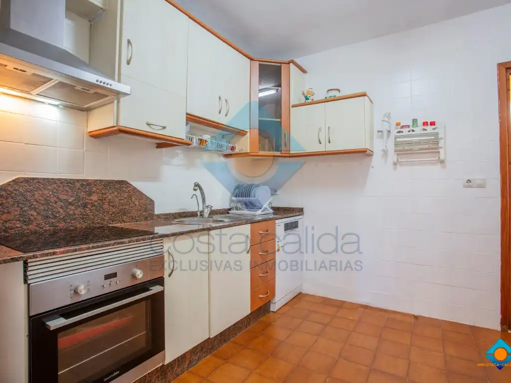 Cocina de Piso en venta en Mazarrón con Terraza, Amueblado y Horno