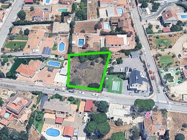 Wohnbaugrundstück zum Verkauf in Calle Manuel Aleixandre 109