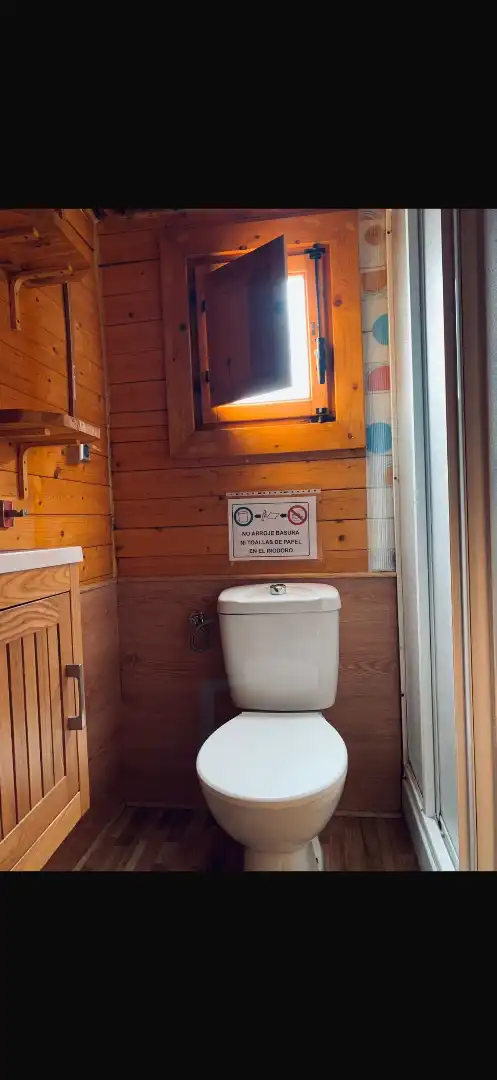 Bathroom of Houses for sale in Chiclana de la Frontera  with Air Conditioner, Heating and Private garden