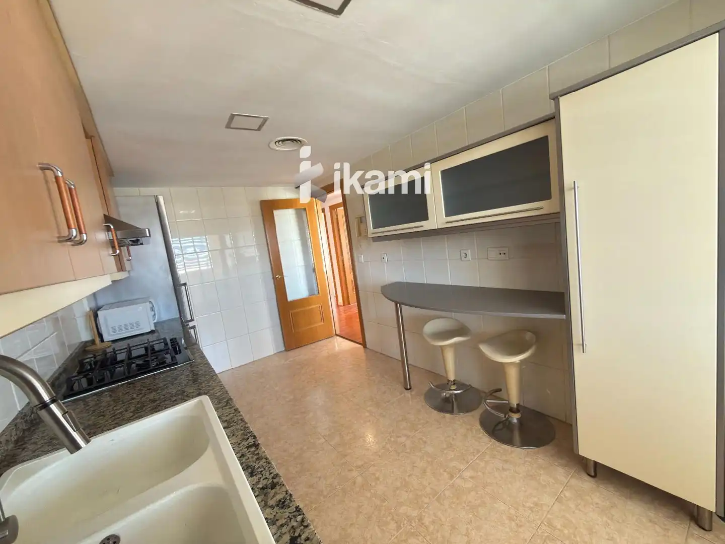 Cocina de Piso en venta en Valencia con Aire acondicionado, Terraza y Piscina