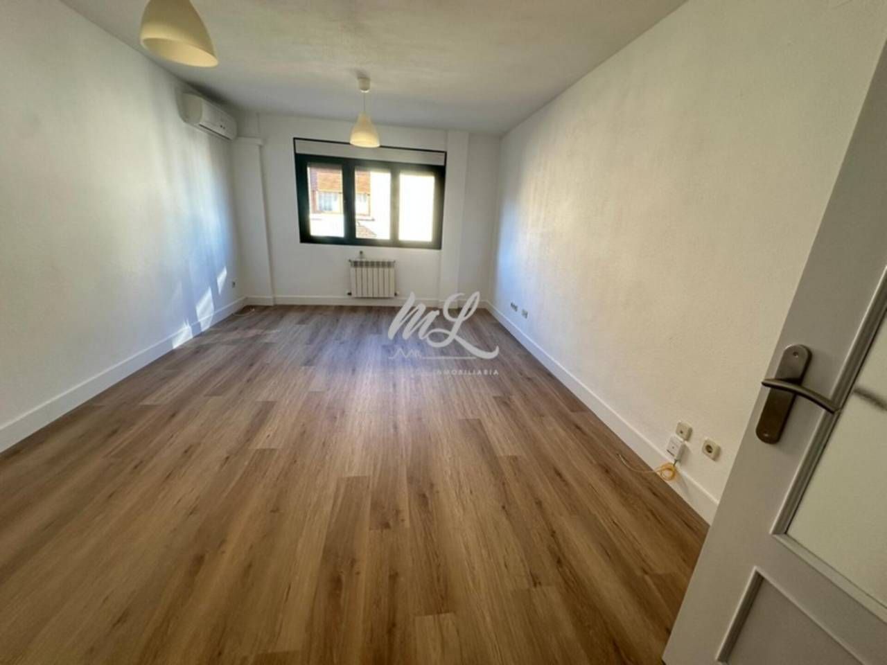 Bedroom of Duplex for sale in  Toledo Capital  with Air Conditioner, Heating and Parquet flooring