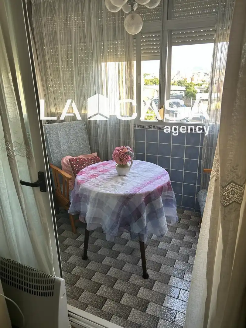Terrassa de Pis en venda en Algeciras amb Balcó