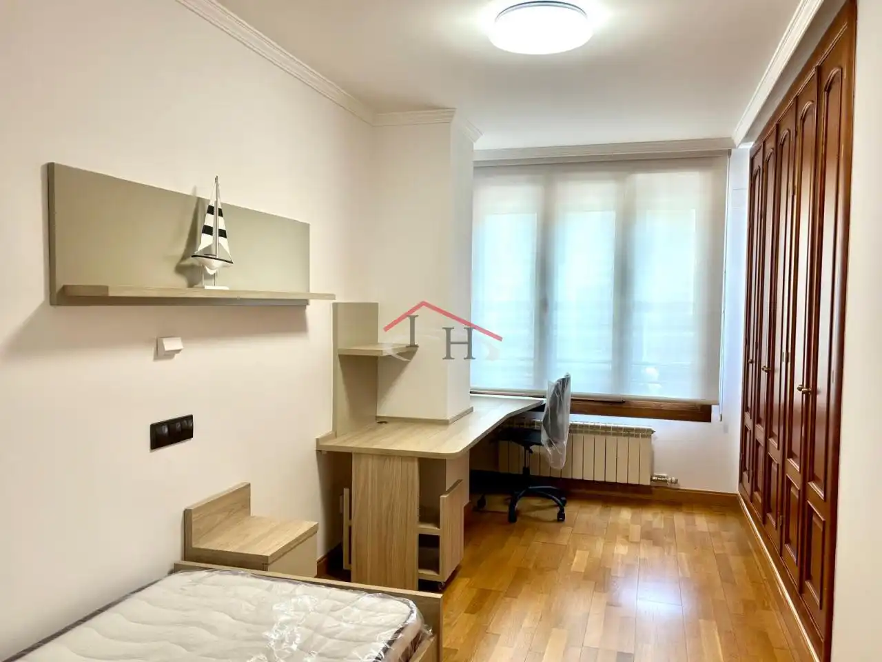 Bedroom of Flat for rent in León Capital   with Heating, Parquet flooring and Terrace