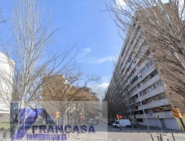 Vista exterior de Piso en venta en Sant Adrià de Besòs