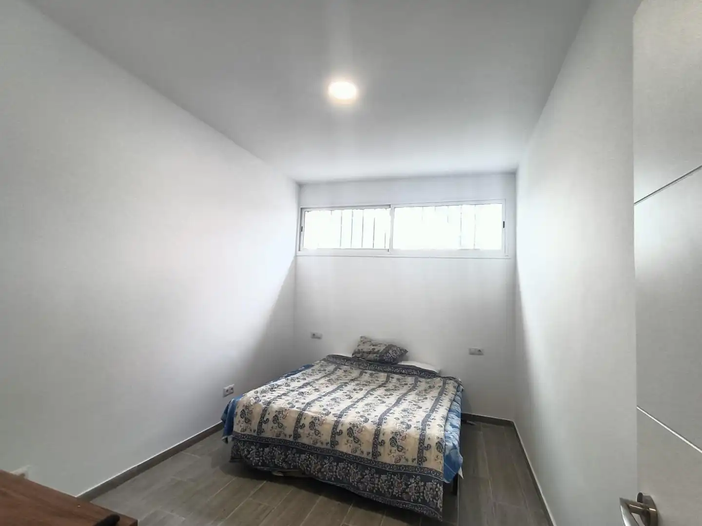 Habitación de Planta baja en venta en Barcelona