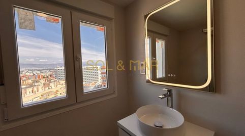 Foto 5 de Apartamento de alquiler en Manantiales - Estación de Autobuses, Torremolinos