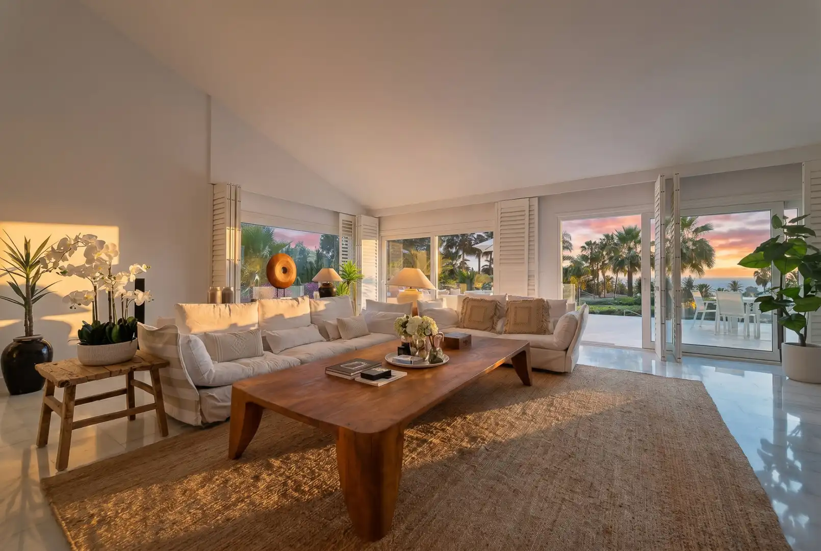 Wohnzimmer von Haus oder Chalet zum Verkauf in Marbella mit Klimaanlage, Privatgarten und Terrasse