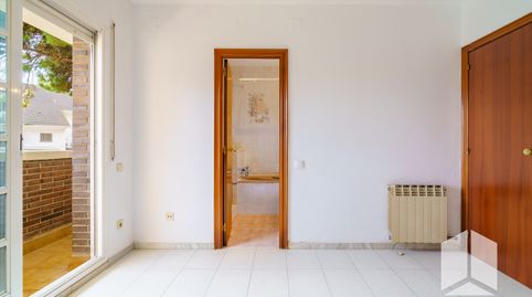 Foto 5 de Casa adosada en venda a Carrer 19, La Pineda, Castelldefels