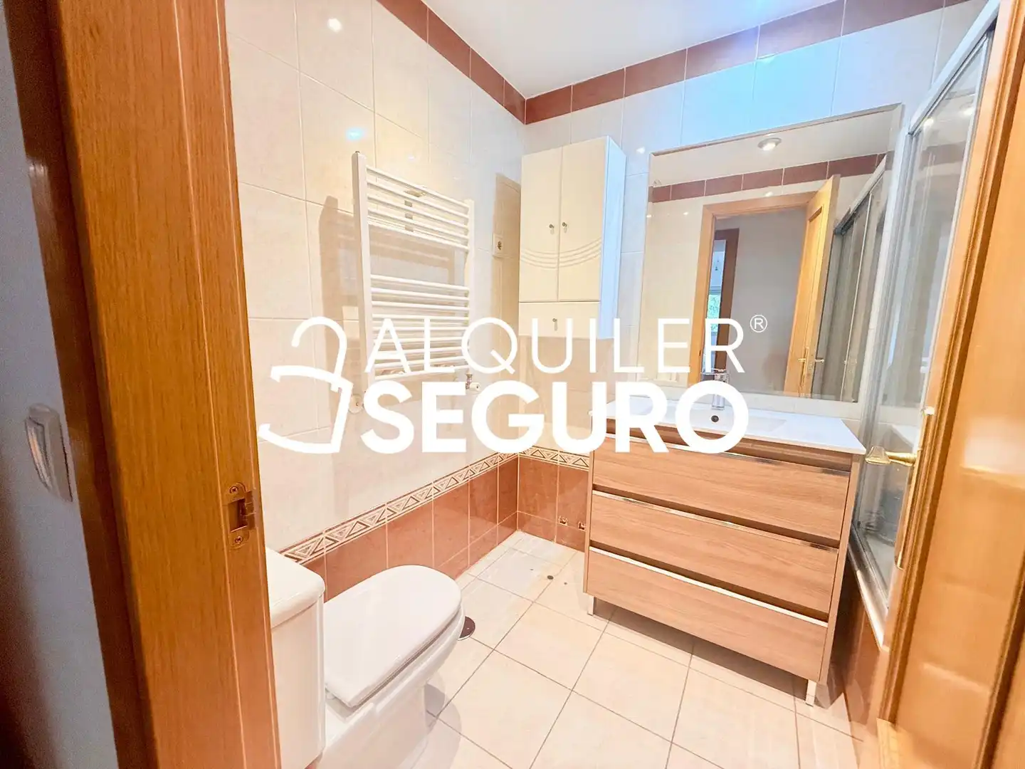 Bedroom of Flat for rent in Madrid  with Air Conditioner and Heating