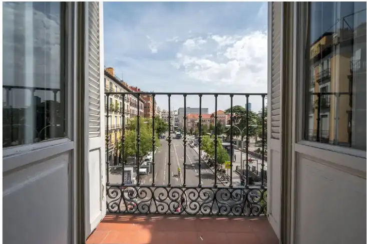 Balcony of Flat for rent in Madrid  with Air Conditioner, Heating and Parquet flooring