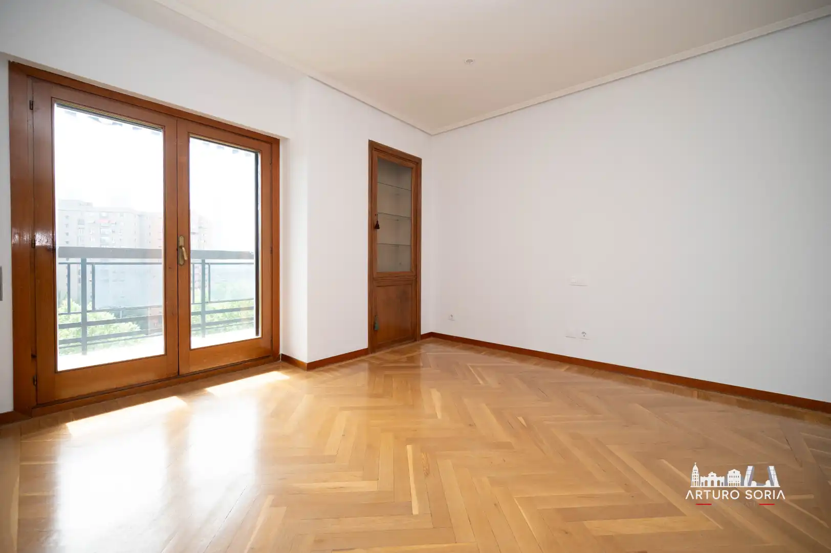 Sala de estar de Piso de alquiler en Madrid con Aire acondicionado y Piscina comunitaria
