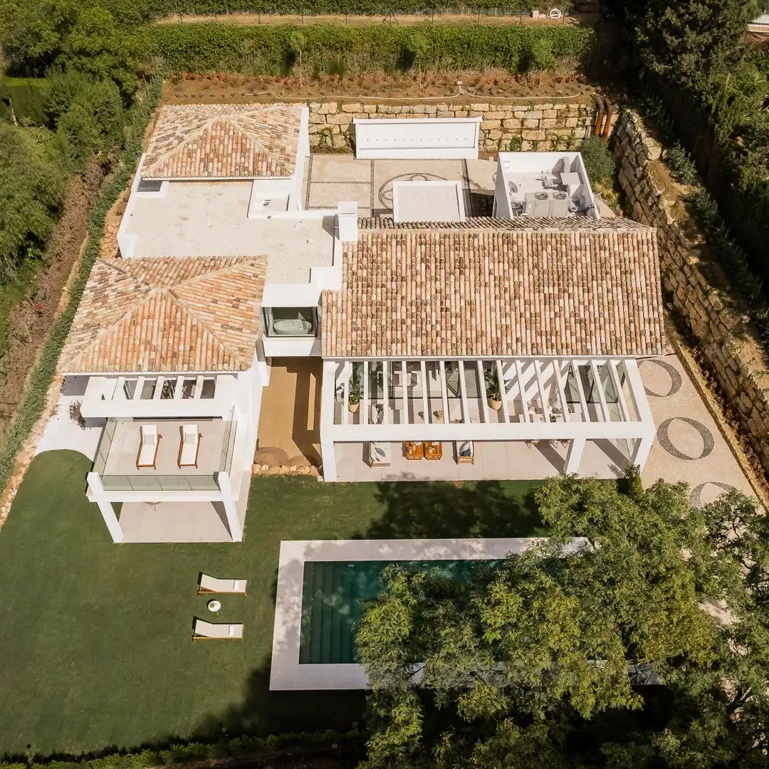 Jardí de Casa o xalet en venda en Estepona amb Aire condicionat, Terrassa i Piscina