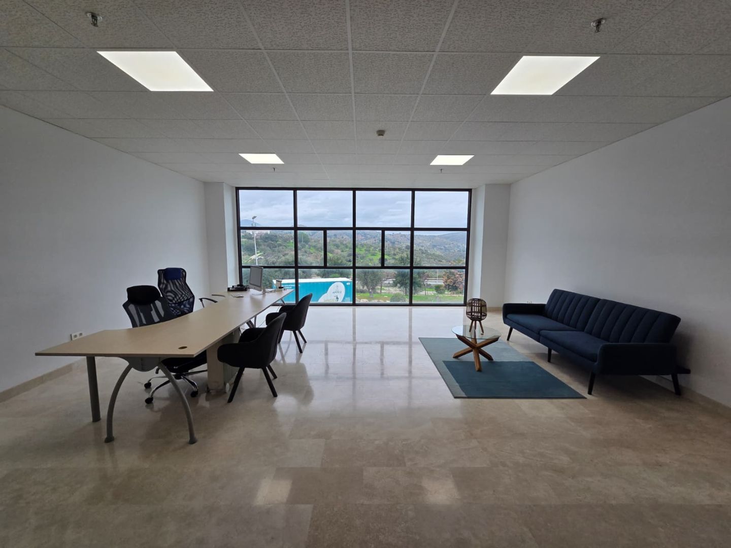 Oficina de alquiler en Monda con Amueblado y Alarma