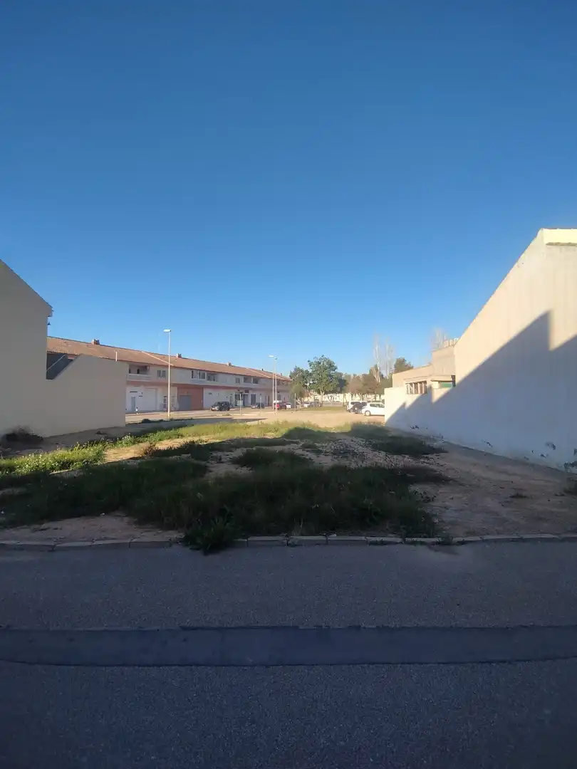 Lands and plots for sale in Calle Noruega 6, imagen 4