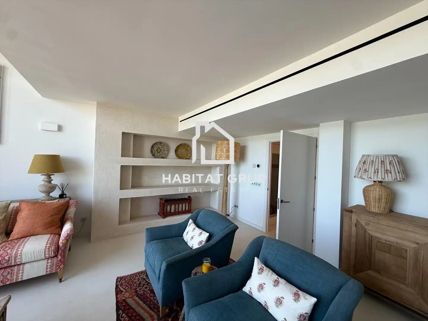 Sala d'estar de Casa adosada en venda en Maó - Mahón amb Aire condicionat, Calefacció i Jardí privat