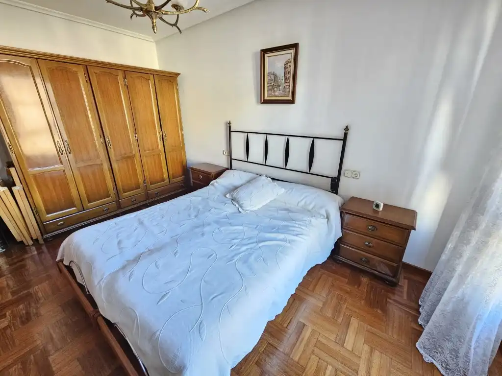 Habitación de Piso en venta en Avilés