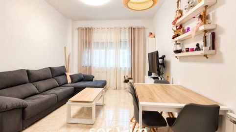 Foto 2 de Piso en venta en Calle Portlligat, Pont Major - Pedret - Campdorà, Girona Capital