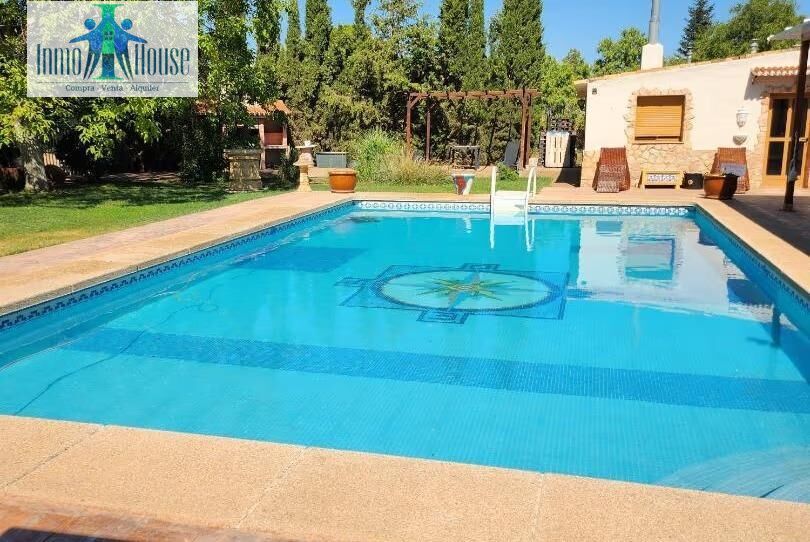 Piscina de Casa o chalet en venta en  Albacete Capital con Aire acondicionado, Trastero y Piscina comunitaria