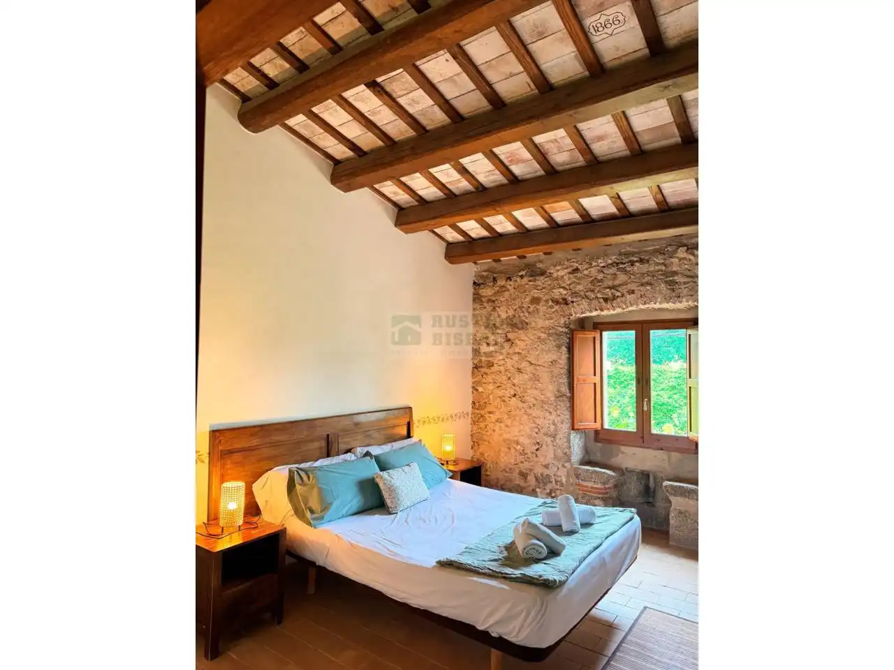 Habitación de Finca rústica de alquiler en Llagostera con Calefacción, Amueblado y Piscina comunitaria