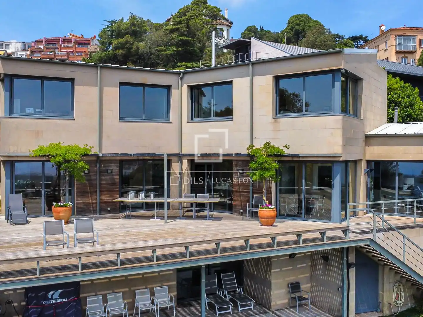 Vista exterior de Casa o chalet en venta en Barcelona con Terraza