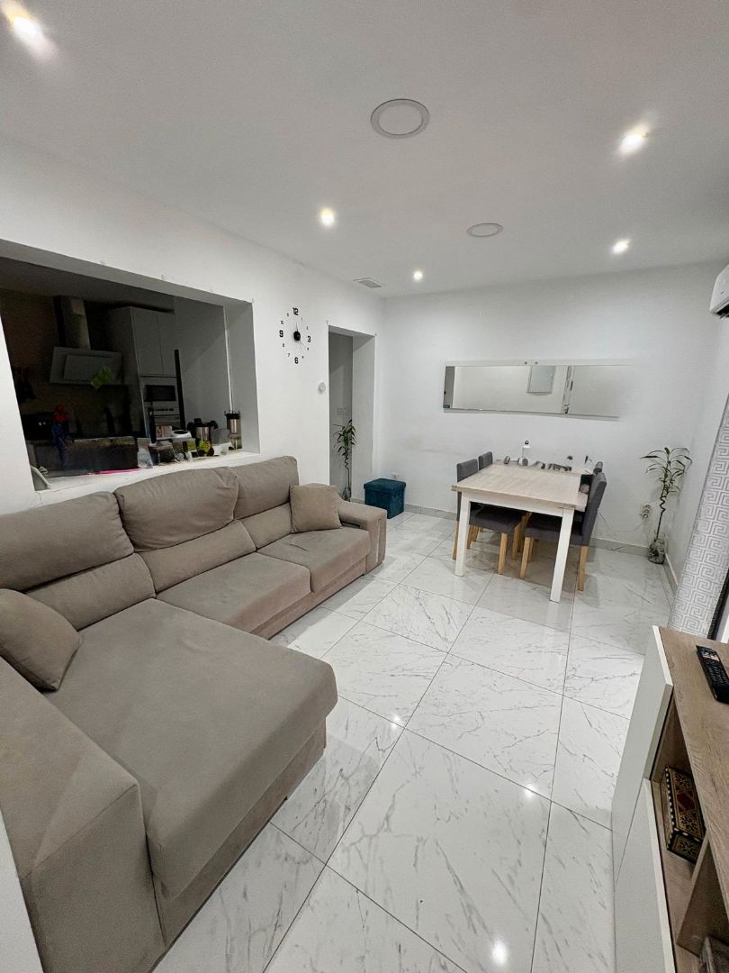 Living room of Flat for sale in  Jaén Capital  with Furnished