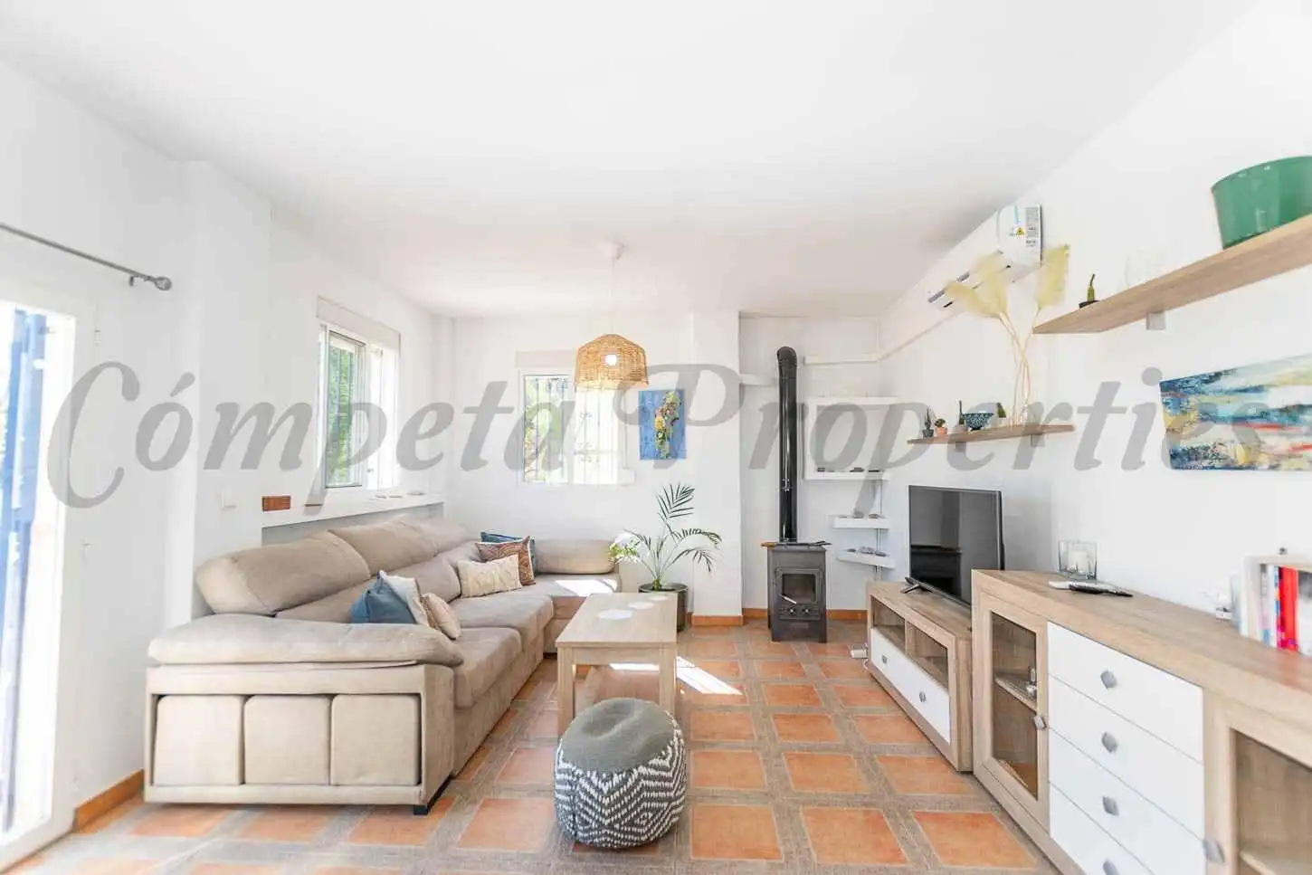 Living room of Houses for rent in Cómpeta  with Air Conditioner, Private garden and Terrace