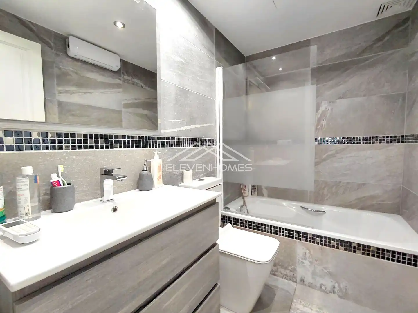 Badezimmer von Wohnung zum Verkauf in Calvià mit Klimaanlage, Heizung und Terrasse