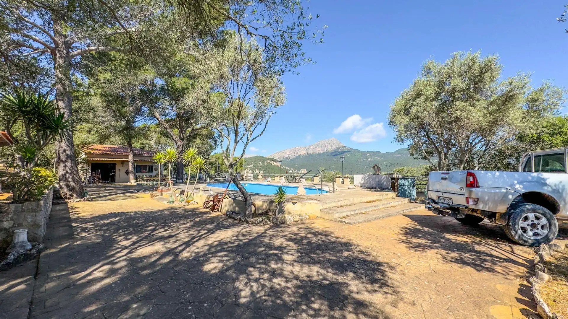 Exterior view of Country homes for sale in Puigpunyent  with Heating, Private garden and Terrace