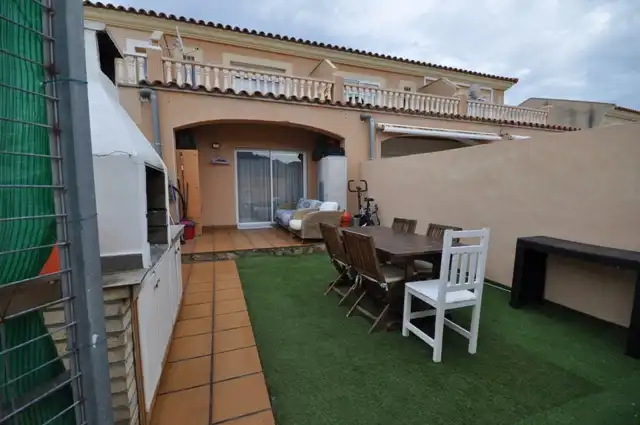 Terraza de Casa adosada en venta en Mont-roig del Camp con Aire acondicionado y Piscina comunitaria