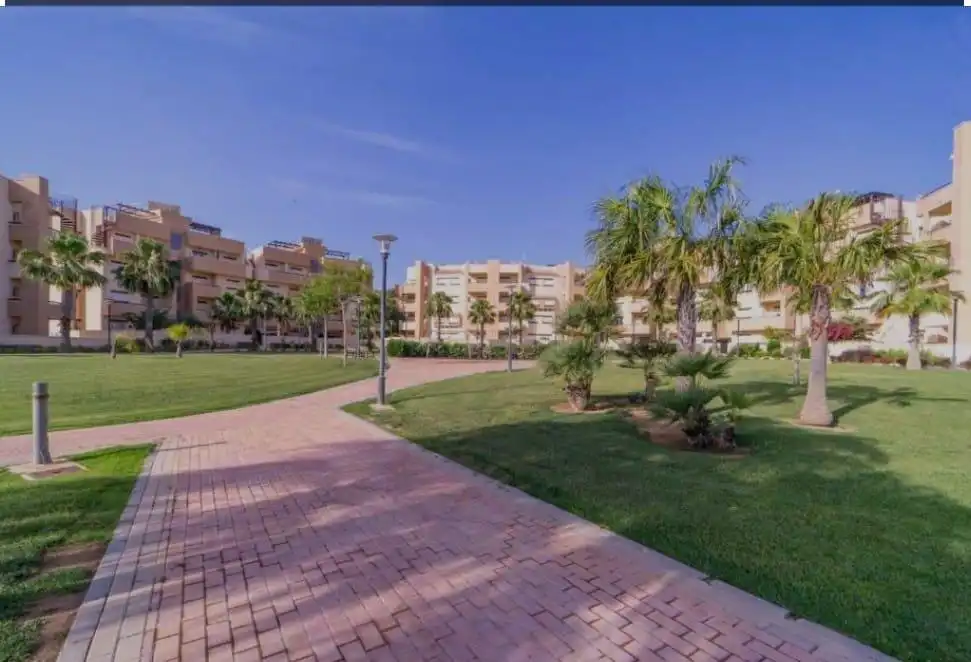 Vista exterior de Planta baja en venta en Murcia con Aire acondicionado, Jardín privado y Terraza