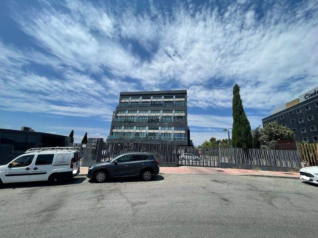 Garaje en venta en CALLE EXTREMADURA (ANTIGUA N-V). EDIFICIO MOMA, Norte - Universidad