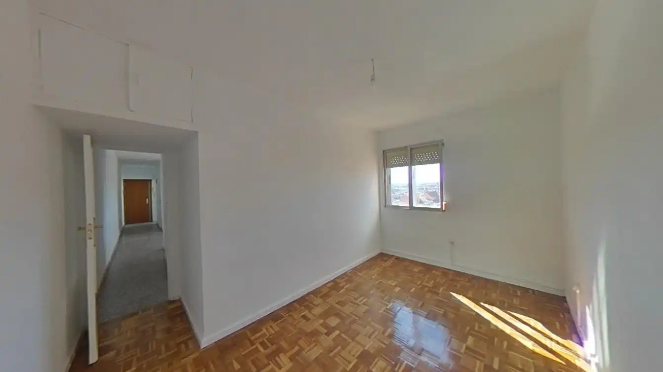 Habitación de Piso en venta en  Madrid Capital con Calefacción y Parquet