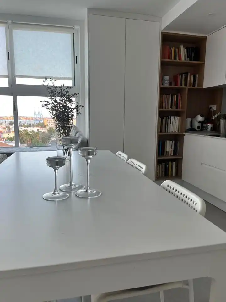 Wohnung zur Miete in Chil, 220, Ciudad Jardín
